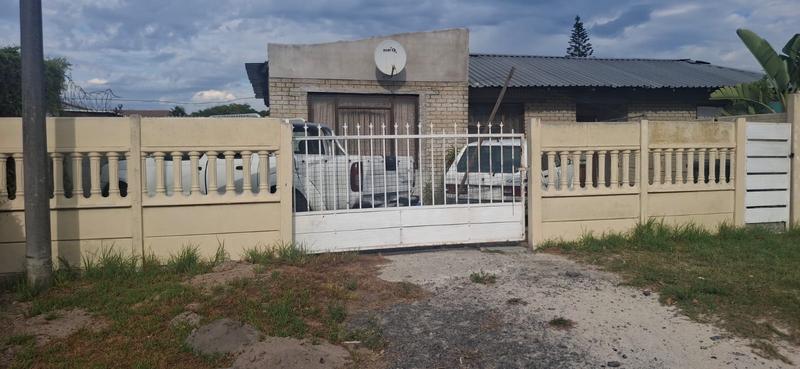 5 Bedroom Property for Sale in Blackheath Industrial Western Cape